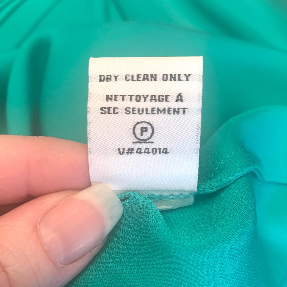 NWOT Diane Von Furstenberg Cahil Silk Blouse in Green - Picture 13 of 15